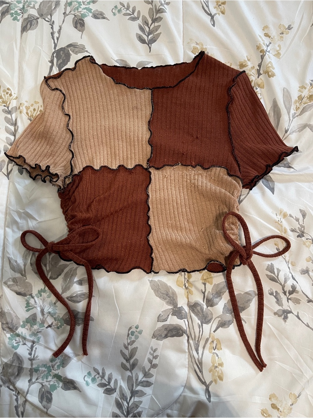 Patchwork Ribbed Side-Tie Crop Top - Brown/Beige